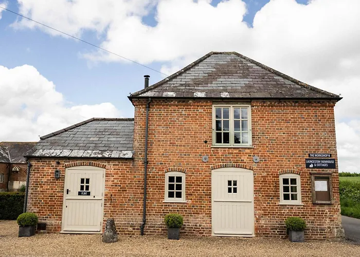 The Cottages At Launceston Farm