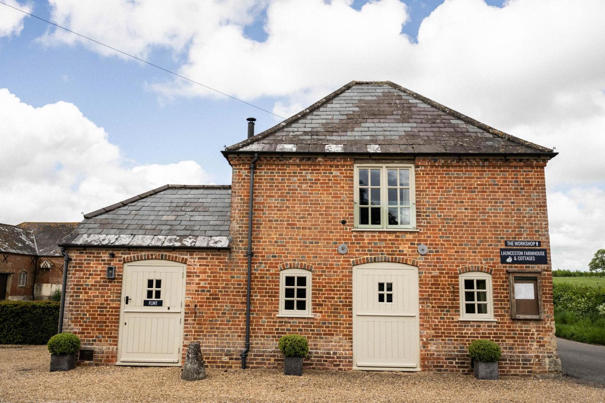 The At Launceston Farm * Blandford Forum
